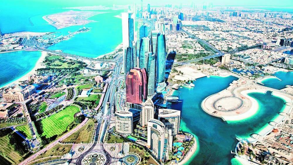 الإمارات تمدد دعم الاقتصاد لمواجهة الجائحة حتى يونيو 2022