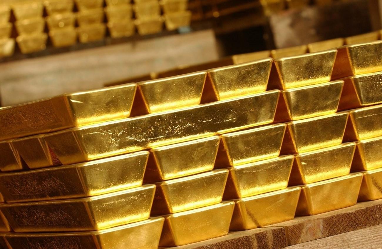 الذهب يسجل ارتفاعاً قياسياً بدعم آمال خفض الفائدة الأميركية
